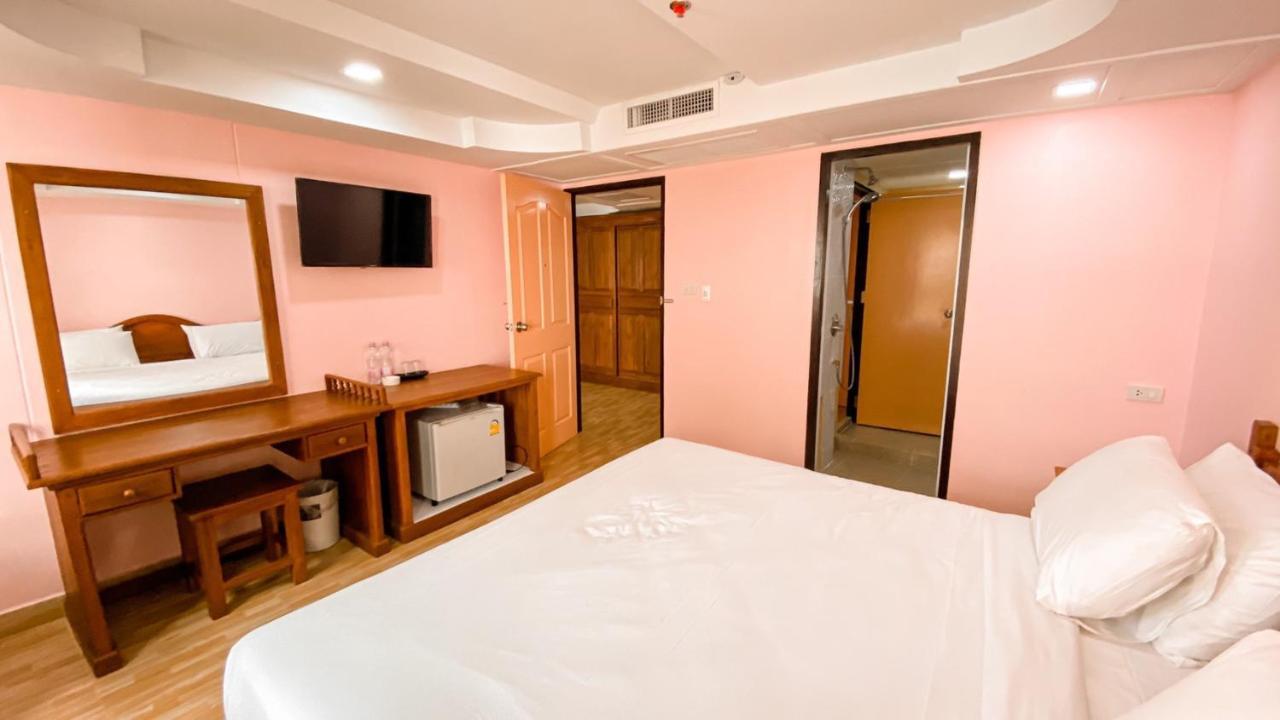 A.A. Pattaya Golden Beach Hotel المظهر الخارجي الصورة